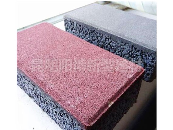 昆明砂基透水磚在城市發(fā)展中建設(shè)中的應(yīng)用優(yōu)勢(shì)有哪些呢？